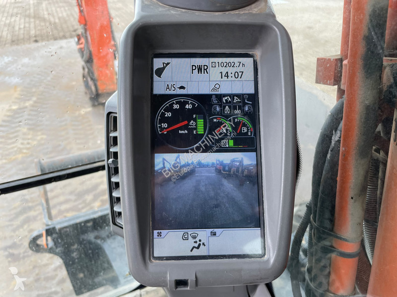 جرافة Hitachi ZX190W-6