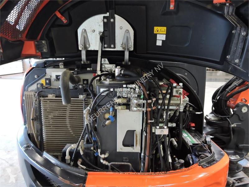 جرافة Kubota U48-4