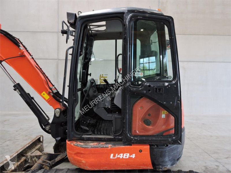 جرافة Kubota U48-4