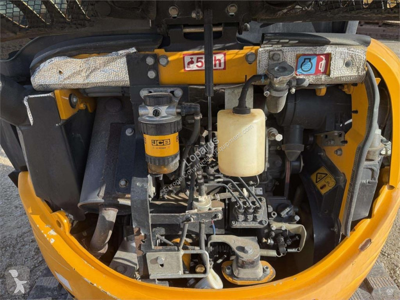 جرافة JCB