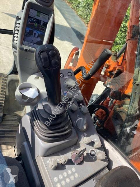 Skovel Hitachi 140 W-6