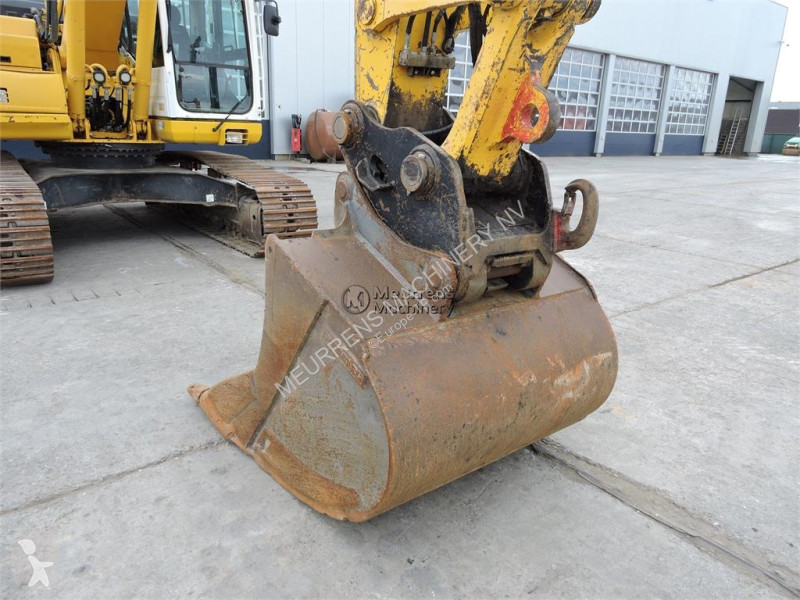 Skovel Komatsu HB215LC / PC210