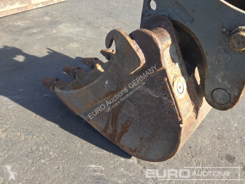 Skovel Yanmar ViO25-4