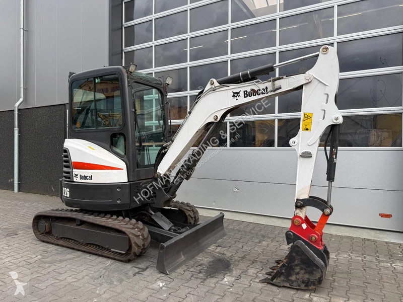 Skovel Bobcat