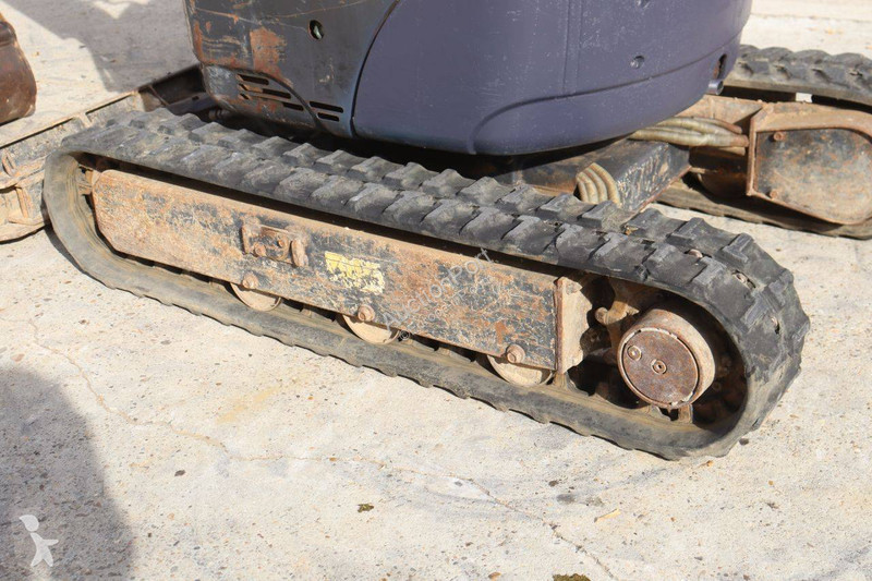 Pelle Yanmar ViO10-2A