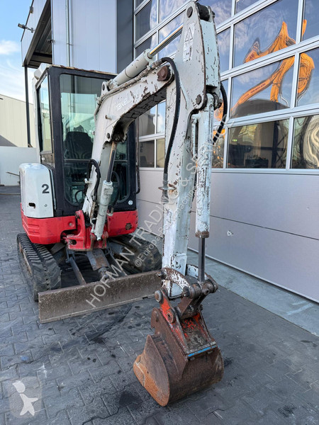 Excavadora Takeuchi