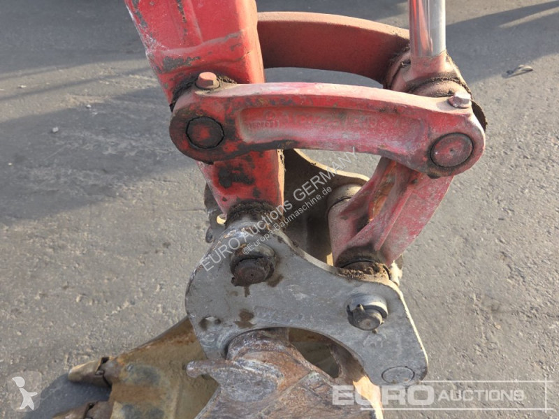 Excavadora Volvo ECR25D