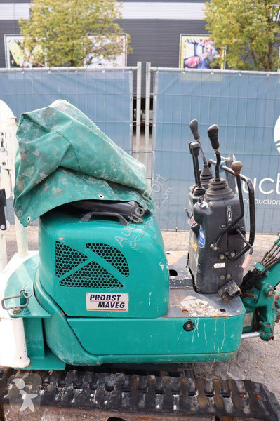Pelle Hitachi YSR