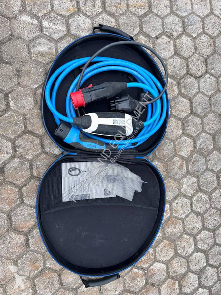 Pelle Volvo ECR25 Electric – 100% Electric...