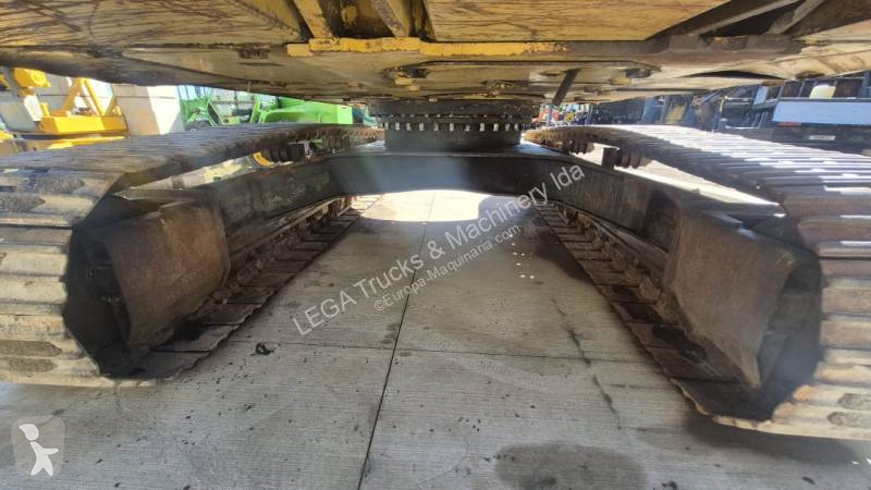 Excavator Caterpillar 320L