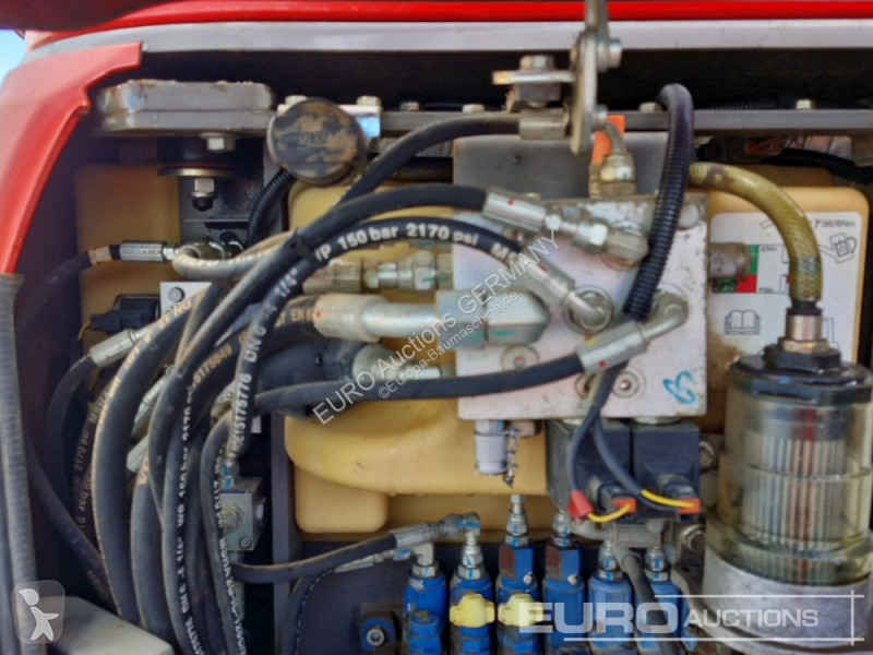 Pelle Volvo ECR50D