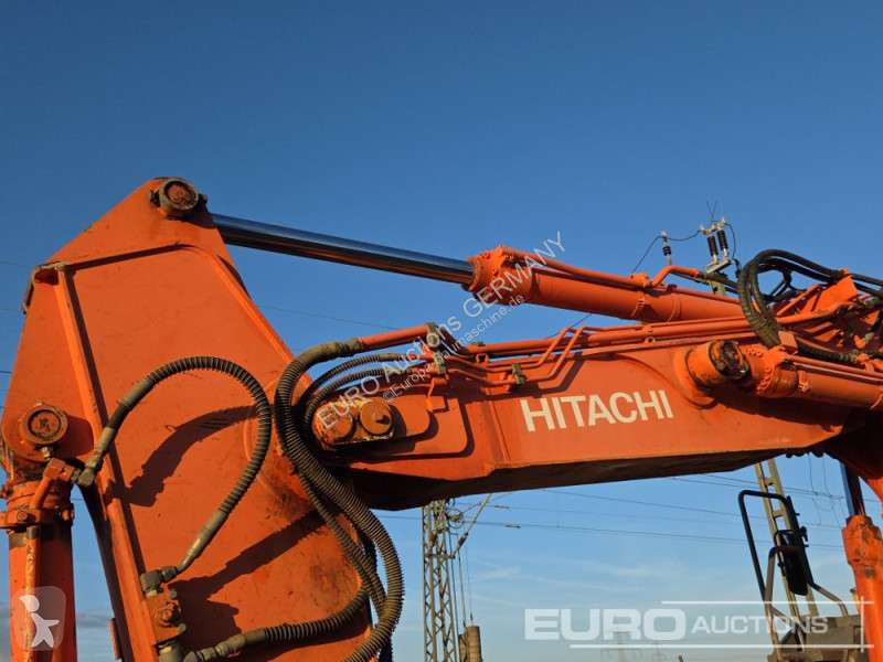 Pelle Hitachi