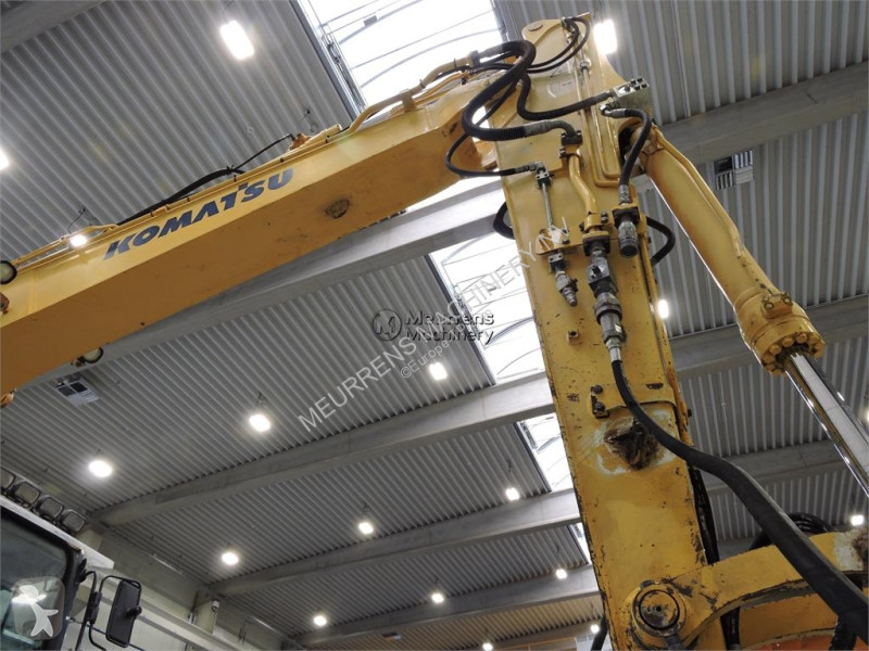 Pelle Komatsu PW140
