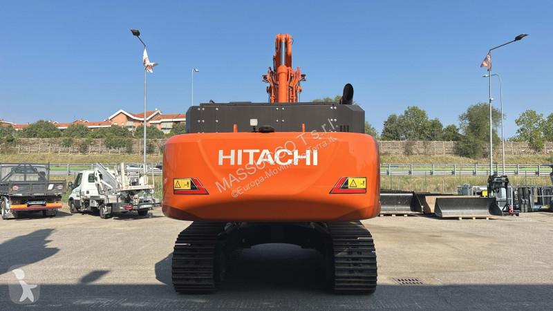 Pelle Hitachi 7