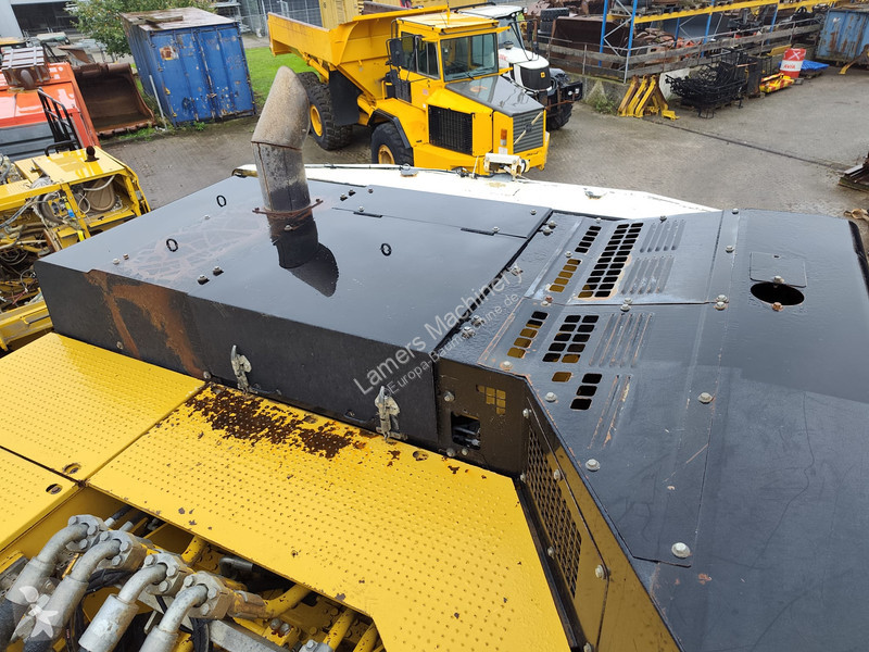 Багер Caterpillar 374F D .