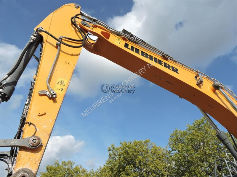 Pelle Liebherr R930