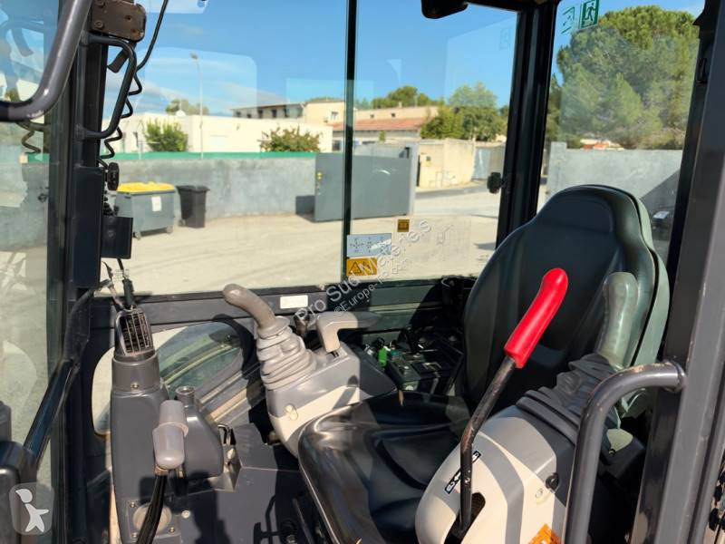 Excavadora Hitachi