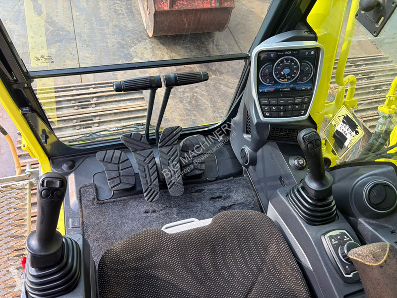 جرافة Hyundai HX260L