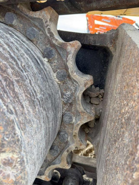Excavator Komatsu PC490LC-11E0