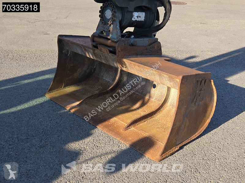 جرافة Wacker Neuson Powertilt