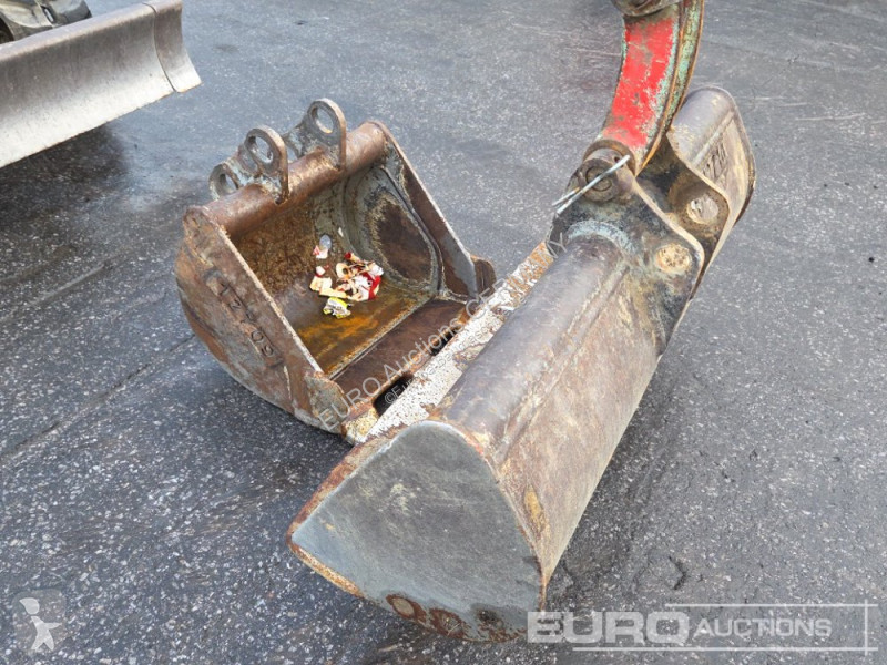 جرافة Yanmar SV08-1A(S)