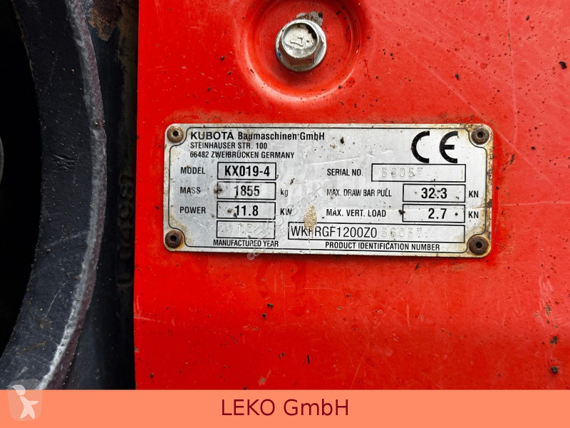 Багер Kubota 0194