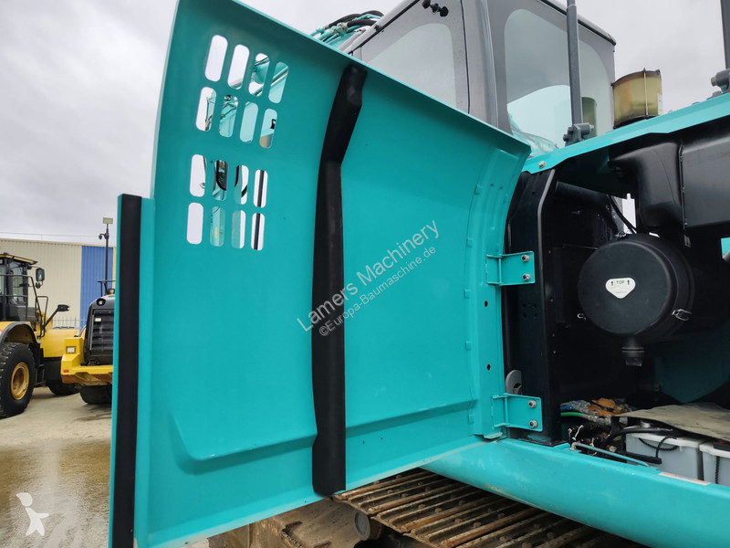 جرافة Kobelco SK350 NLC-9 .