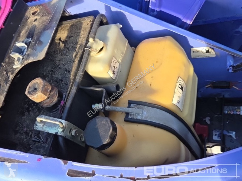Excavator Komatsu PC28UU-2