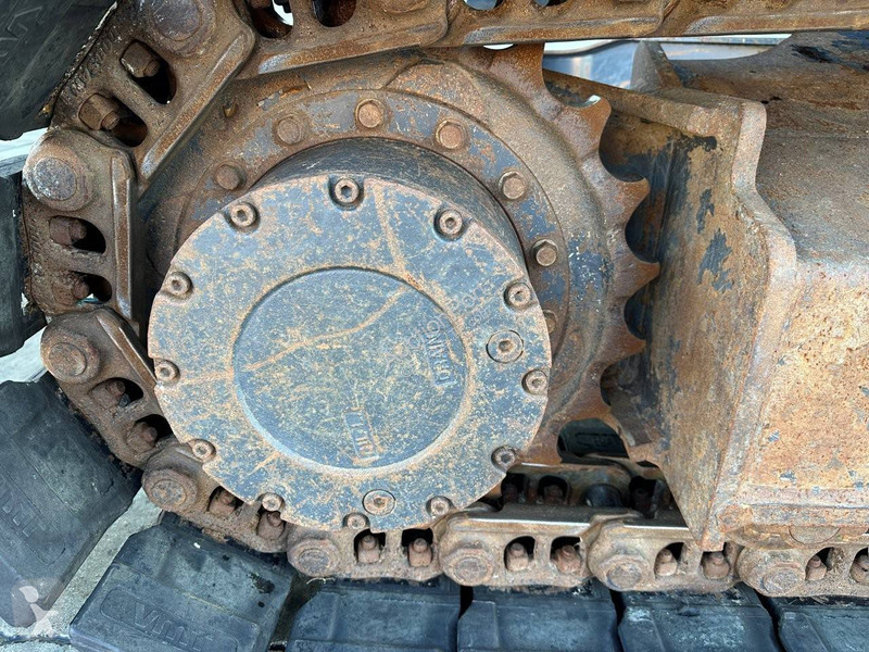 Escavadora Doosan 7