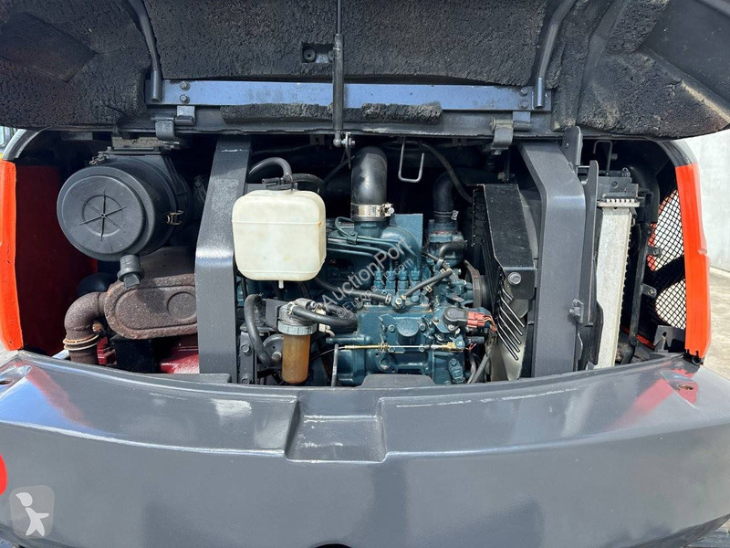 Escavadora Kubota SZ