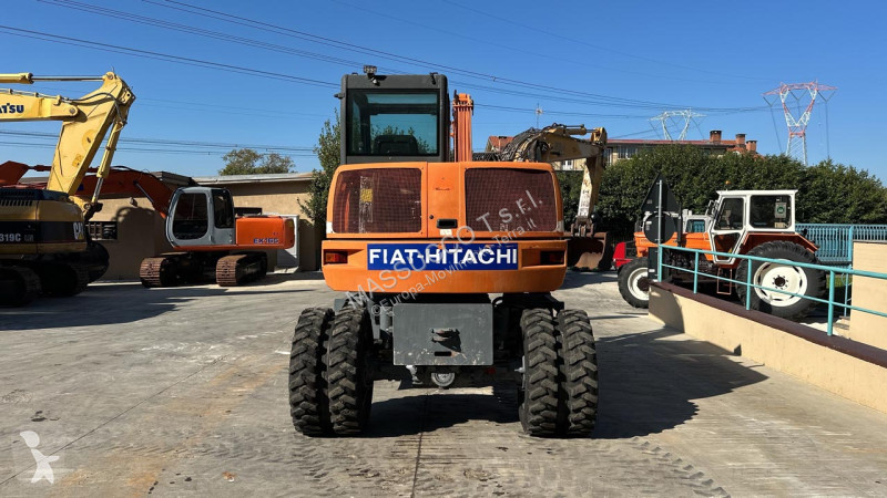 Kotrógép Fiat-Hitachi FH85W 4X4