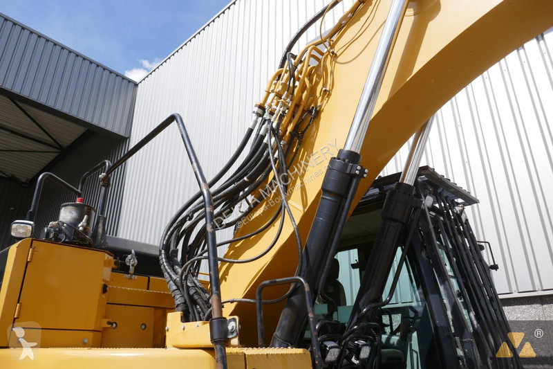 Escavatore Caterpillar 325F LCR