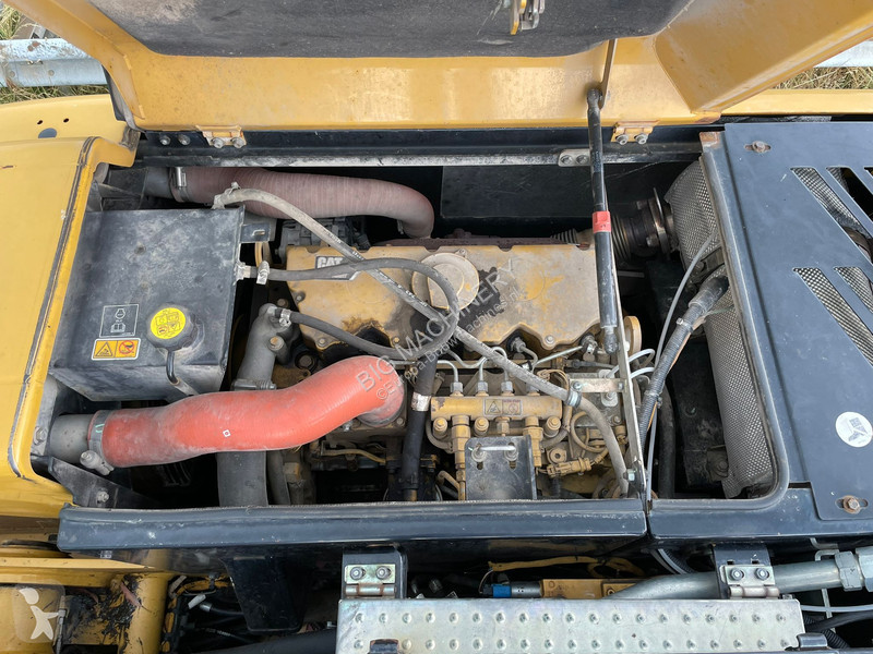 Excavator Caterpillar D - CE