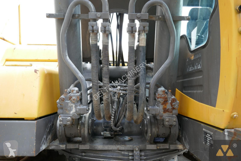 Excavadora Volvo HR