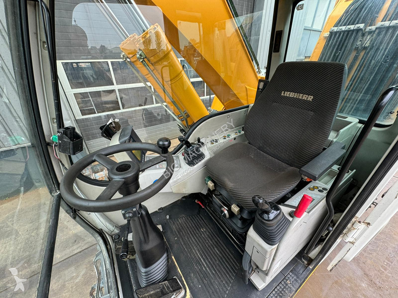 Kran Liebherr A904C - Material Handler