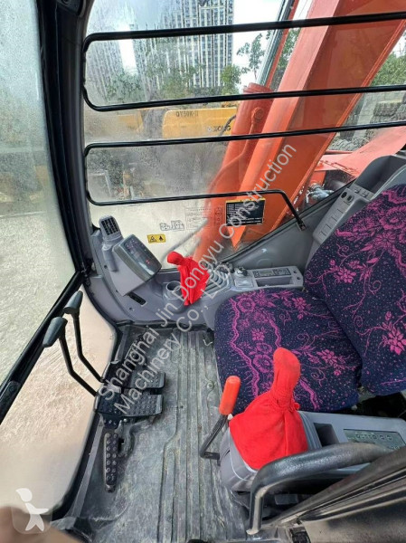 Escavadora Hitachi