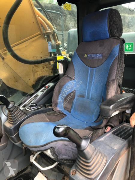 Escavatore Hyundai  HX520L