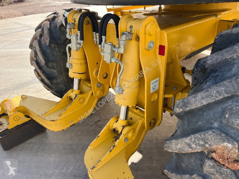 Excavator Komatsu MR-8