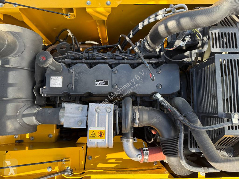 Excavator Komatsu -10M0 New / Unused / Hammer...