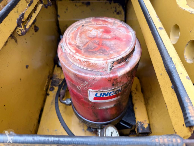 Escavadora Caterpillar ME - Automatic Greasing...
