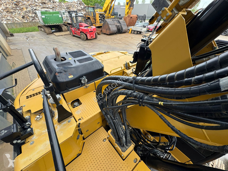 Excavator Caterpillar 325F LCR - 3 buckets