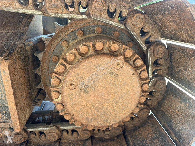 Excavator Caterpillar L CRAWLER EXCAVATOR