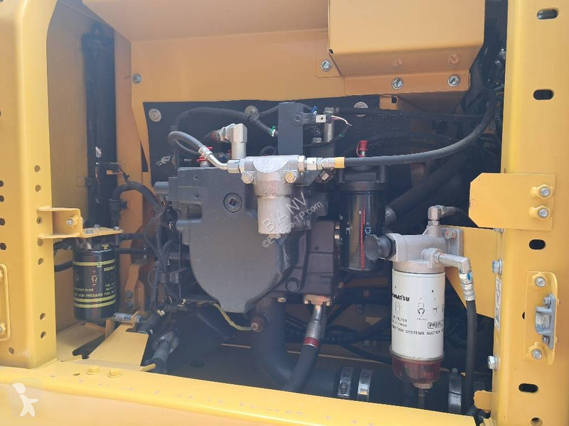 Escavadora Komatsu I-11