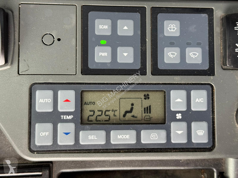 جرافة Doosan -5
