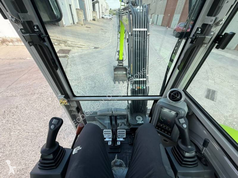 Lopatový nakládač Zoomlion ZE35 GU