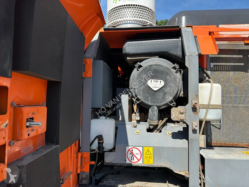 Escavatore Hitachi ZH210LC-5B