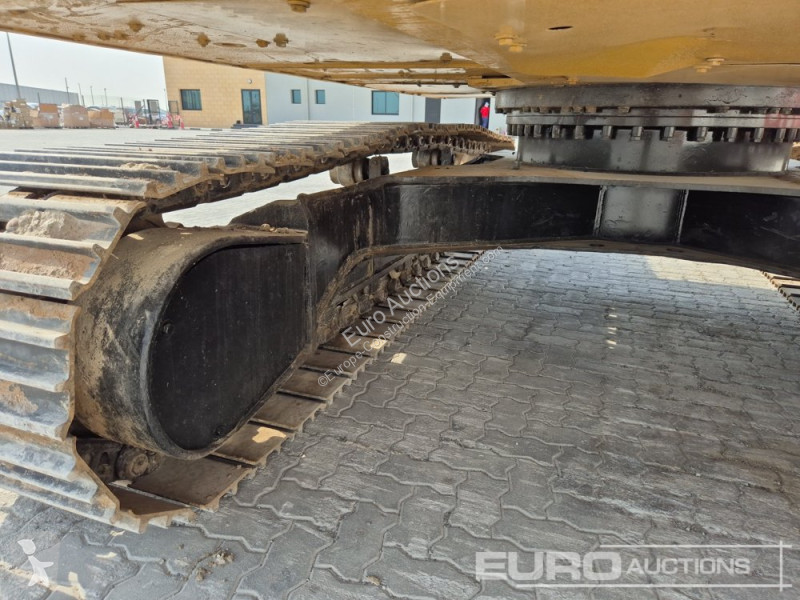 Excavator Caterpillar 3