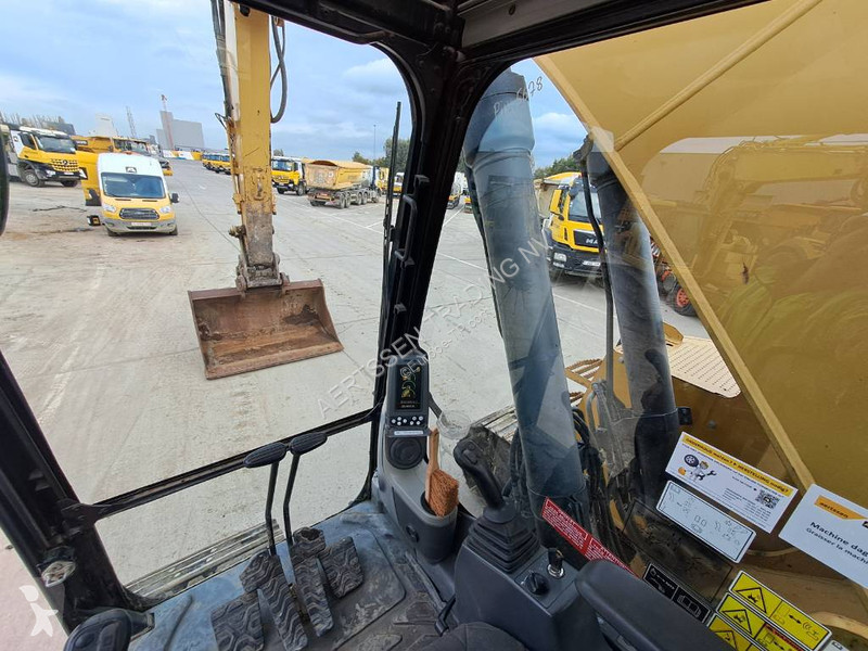 Lopatový nakládač Caterpillar LCR