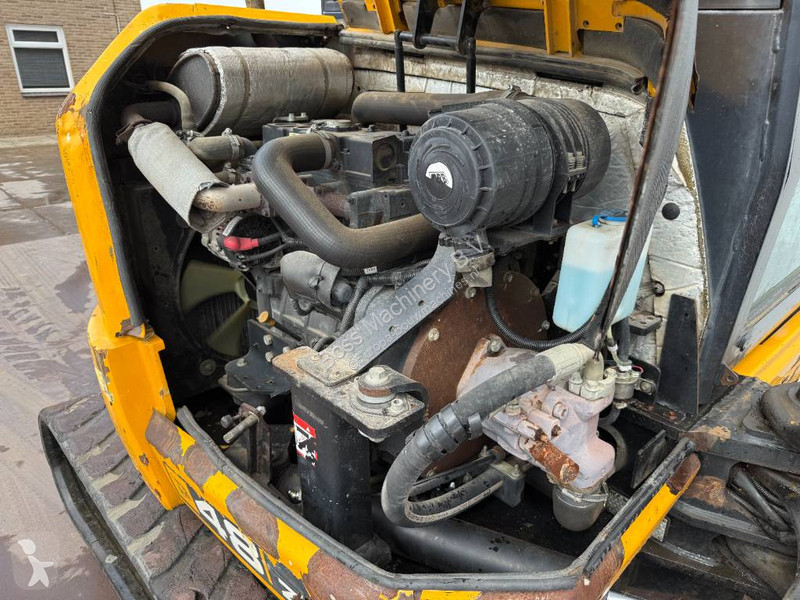 Excavator JCB - Hammer Lines / Quick Coupler