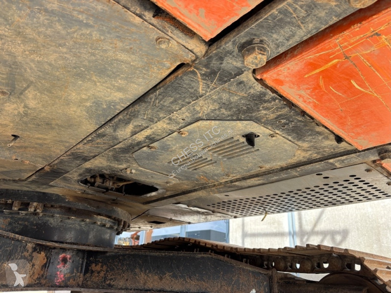 Excavadora Hitachi ZX 210 LC-6 -